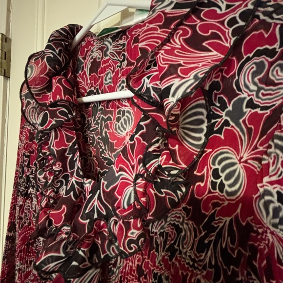 Laura Ashley Long Sleeve Pleated Blouse - Picture 2 of 5